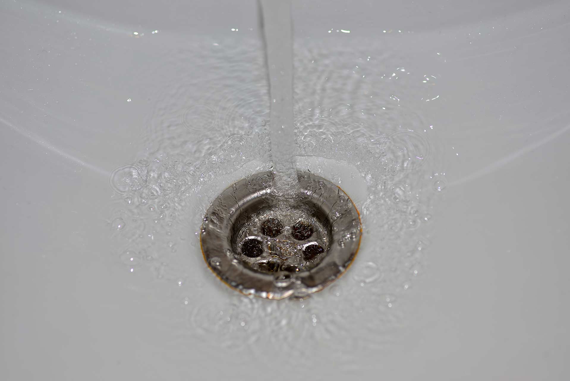 A2B Drains provides services to unblock blocked sinks and drains for properties in Huyton.